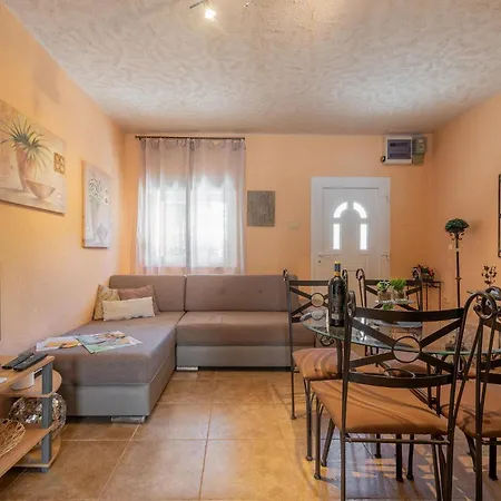 Cozy In With Wifi Ferienhaus